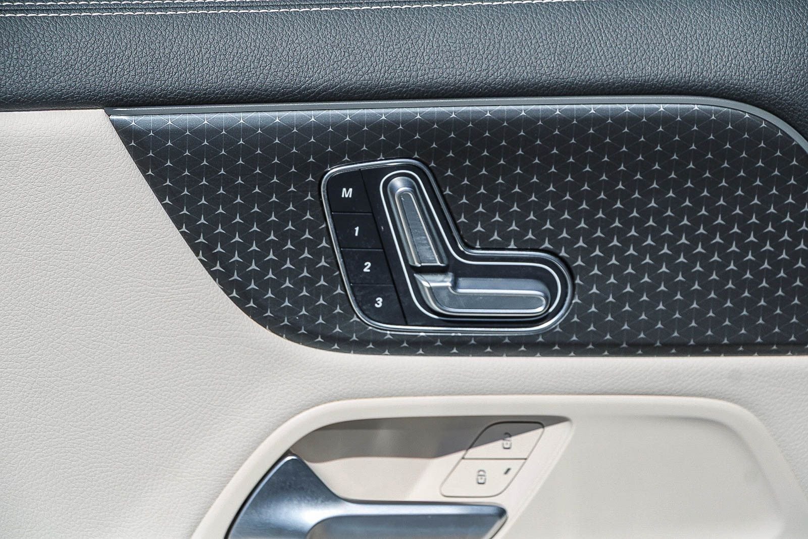 2025 Mercedes-Benz GLA GLA250 - Photo 21