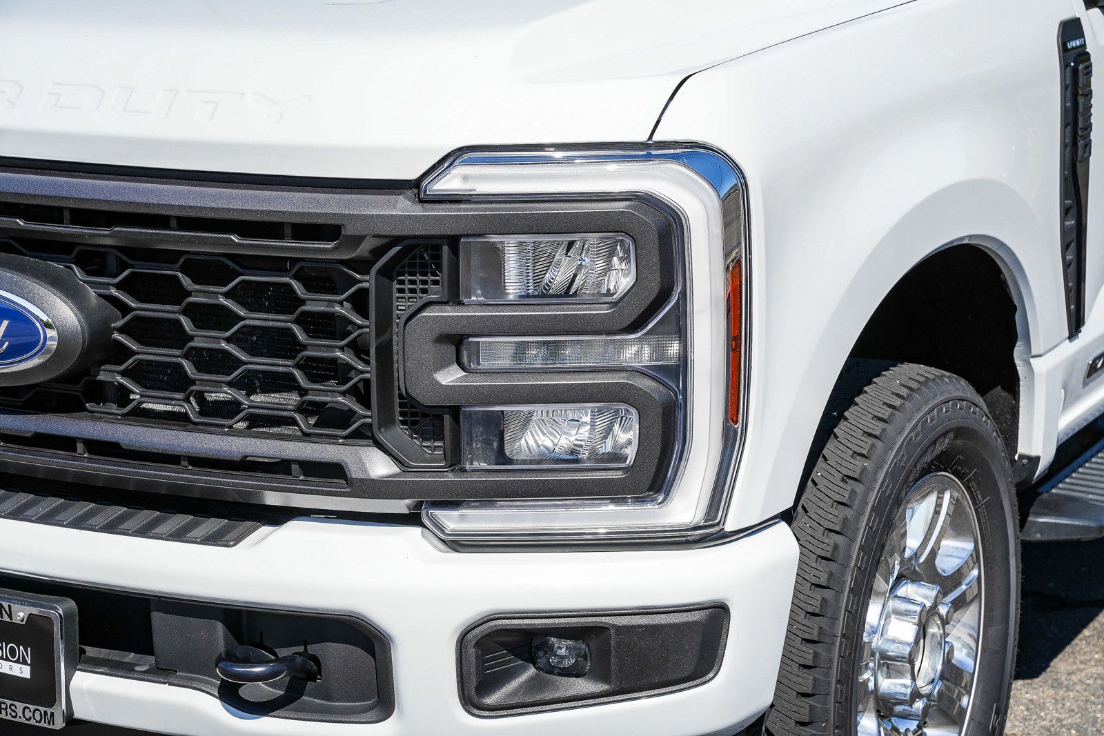 2024 Ford F-250SD Lariat photo 3