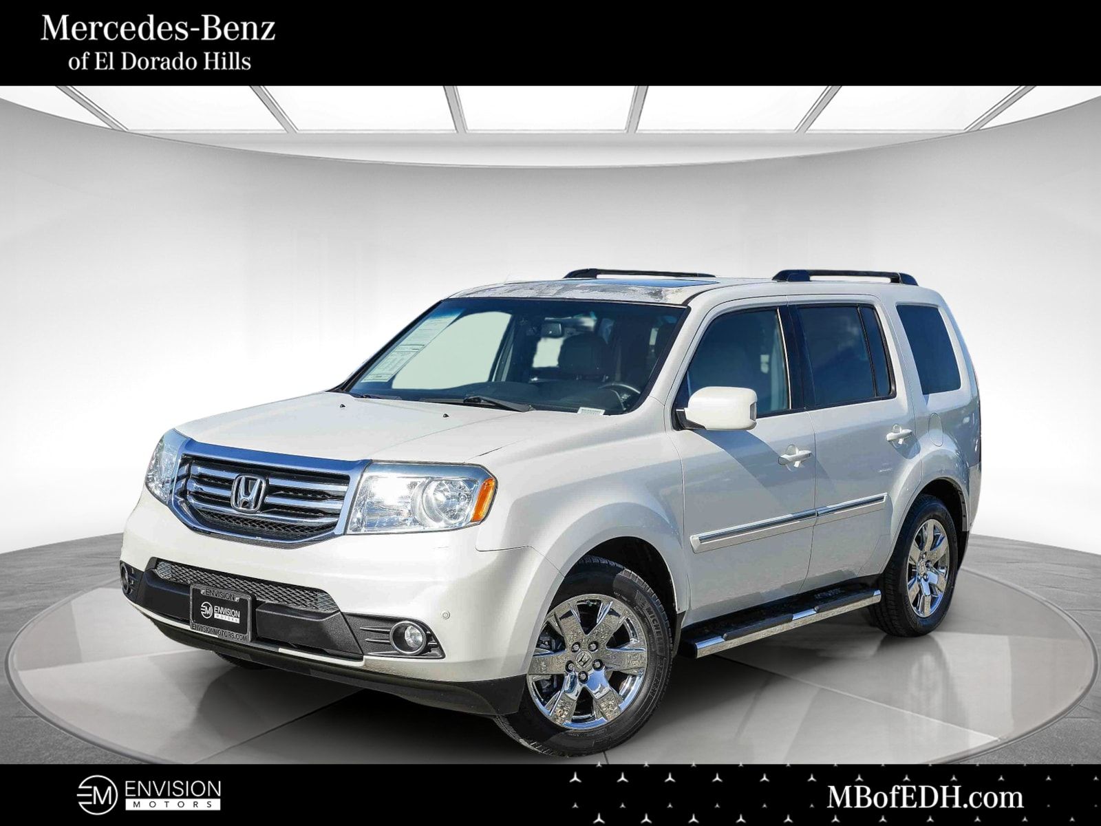 2013 Honda Pilot Touring 4WD w/ NAVI and RES's photo