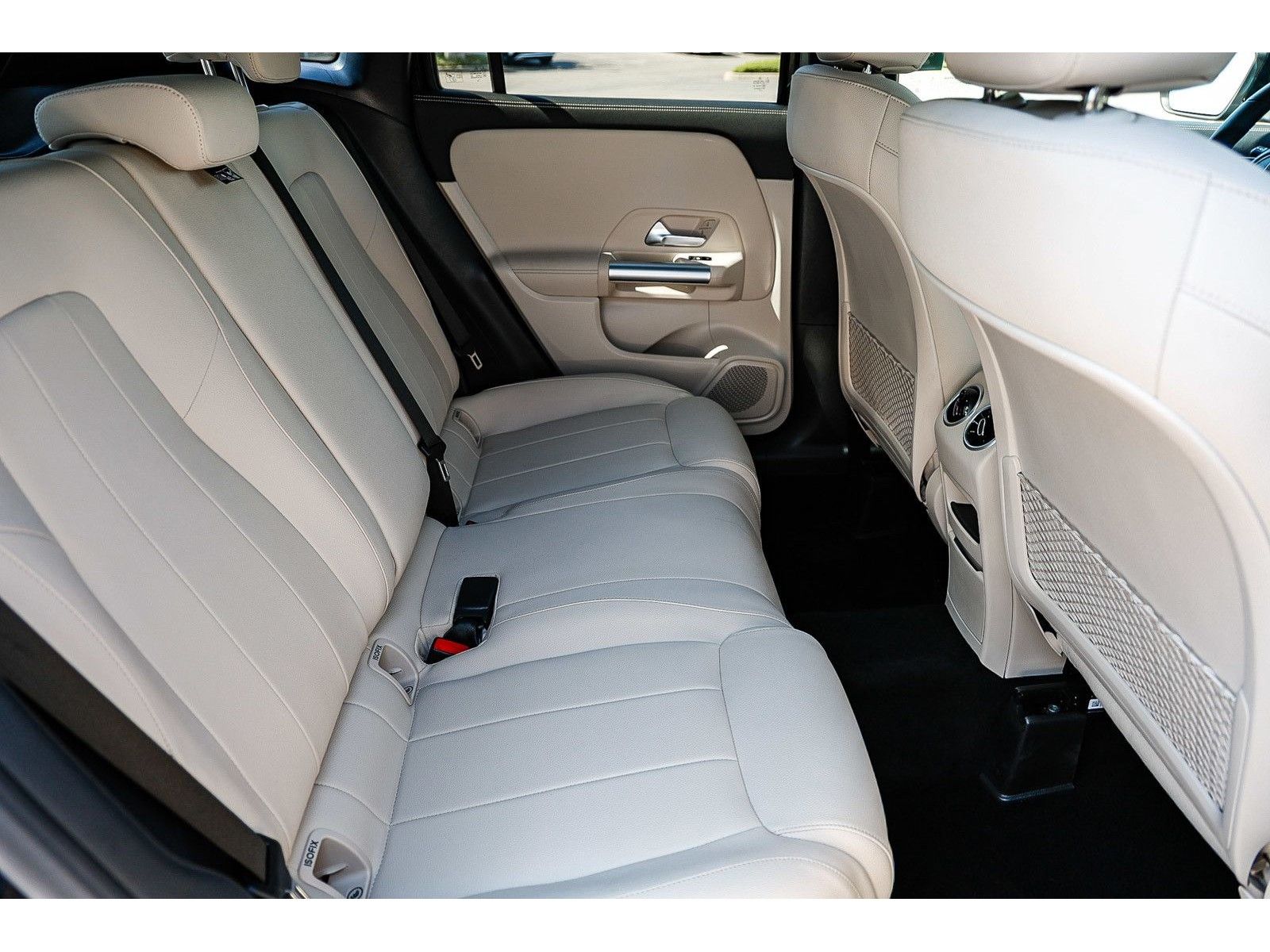 2025 Mercedes-Benz GLA GLA250 - Photo 18