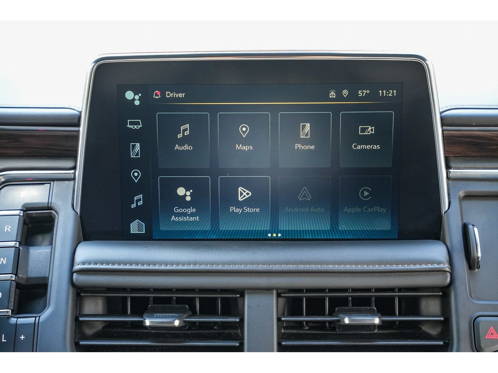 2023 Chevrolet Suburban Z71 - Photo 13
