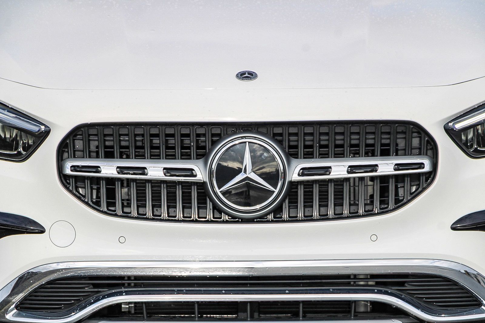 2025 Mercedes-Benz GLA GLA 250 photo 6