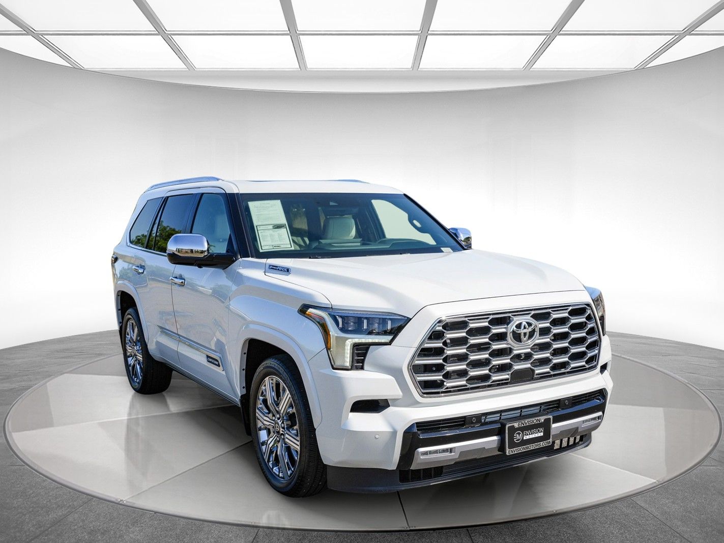 2025 Toyota Sequoia Capstone photo 4