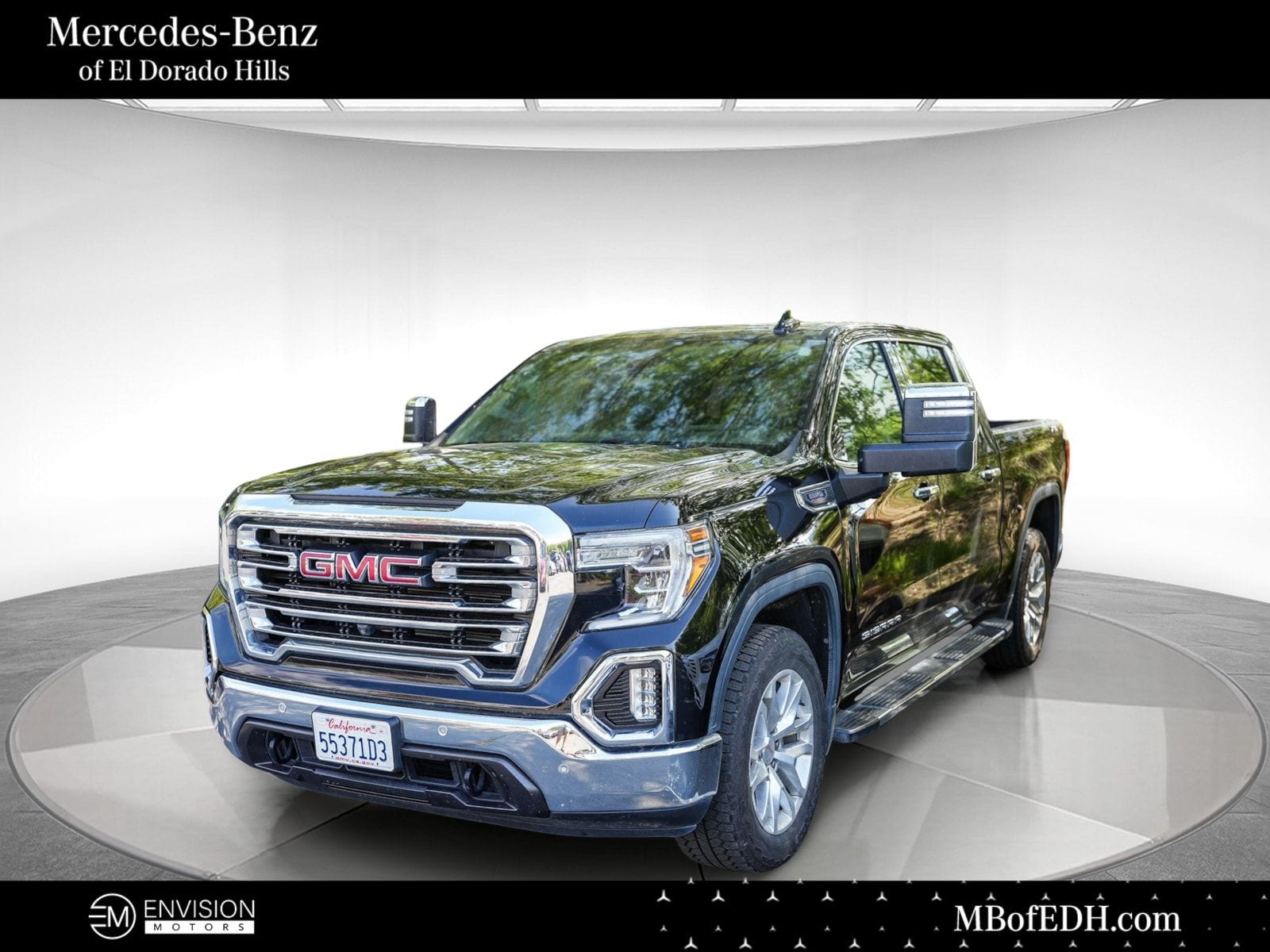 2021 GMC Sierra 4WD Crew Cab Short Box SLT's photo