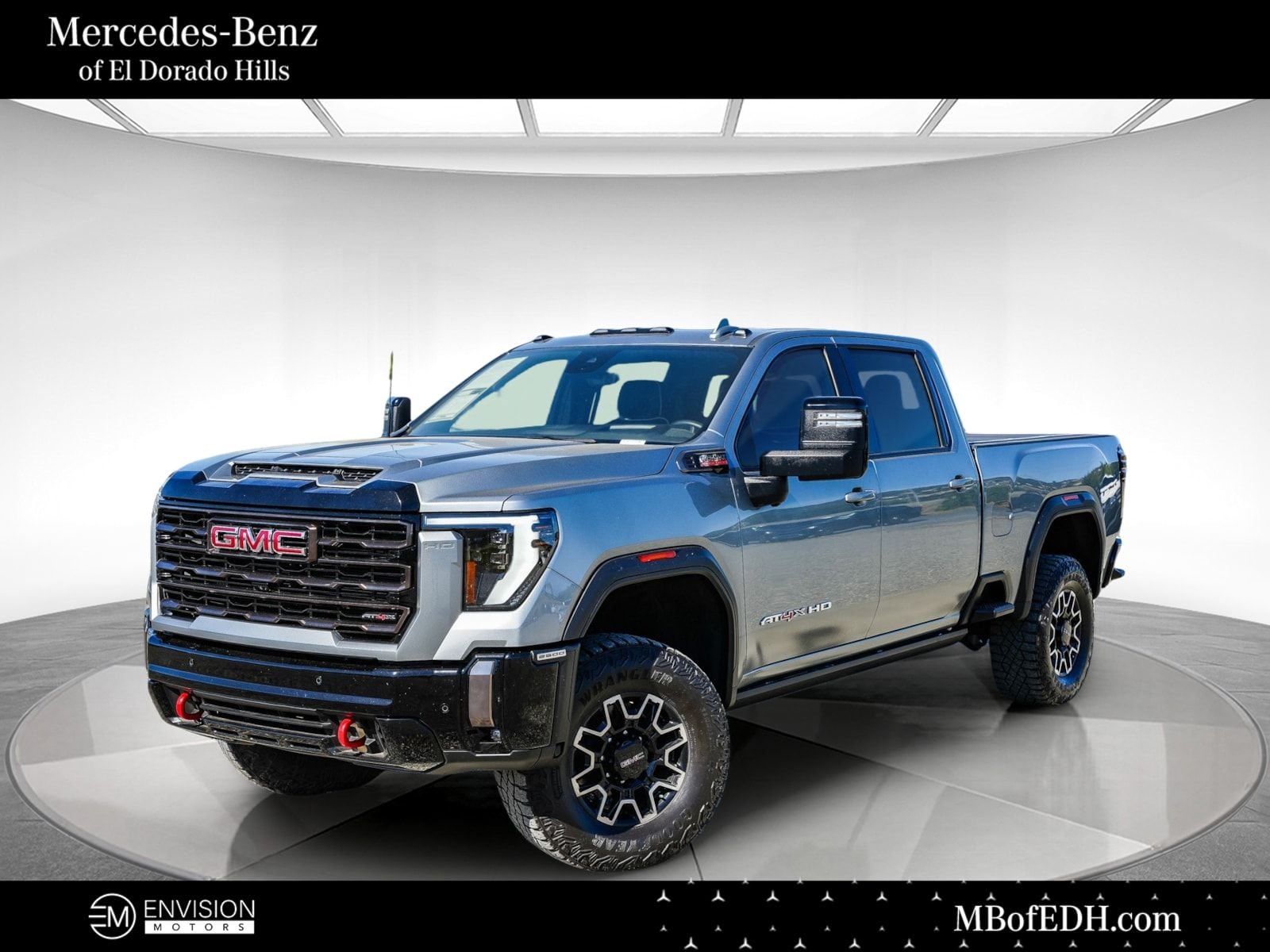 2024 GMC Sierra 4WD Crew Cab Standard Box AT4X's photo
