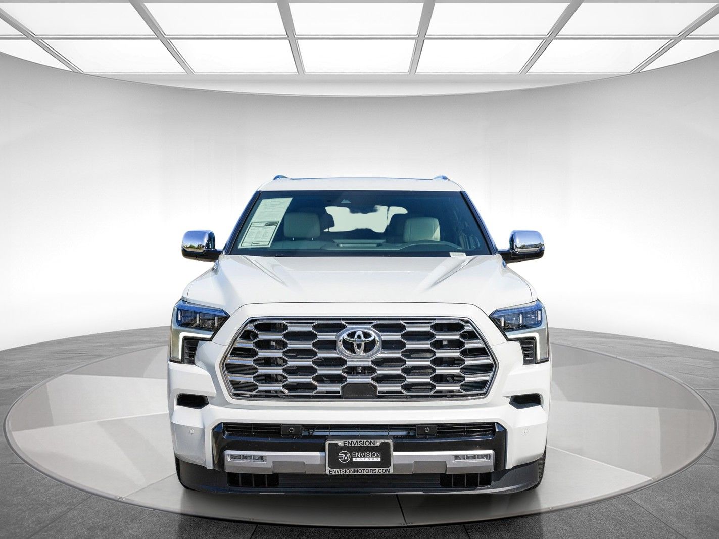 2025 Toyota Sequoia Capstone photo 5