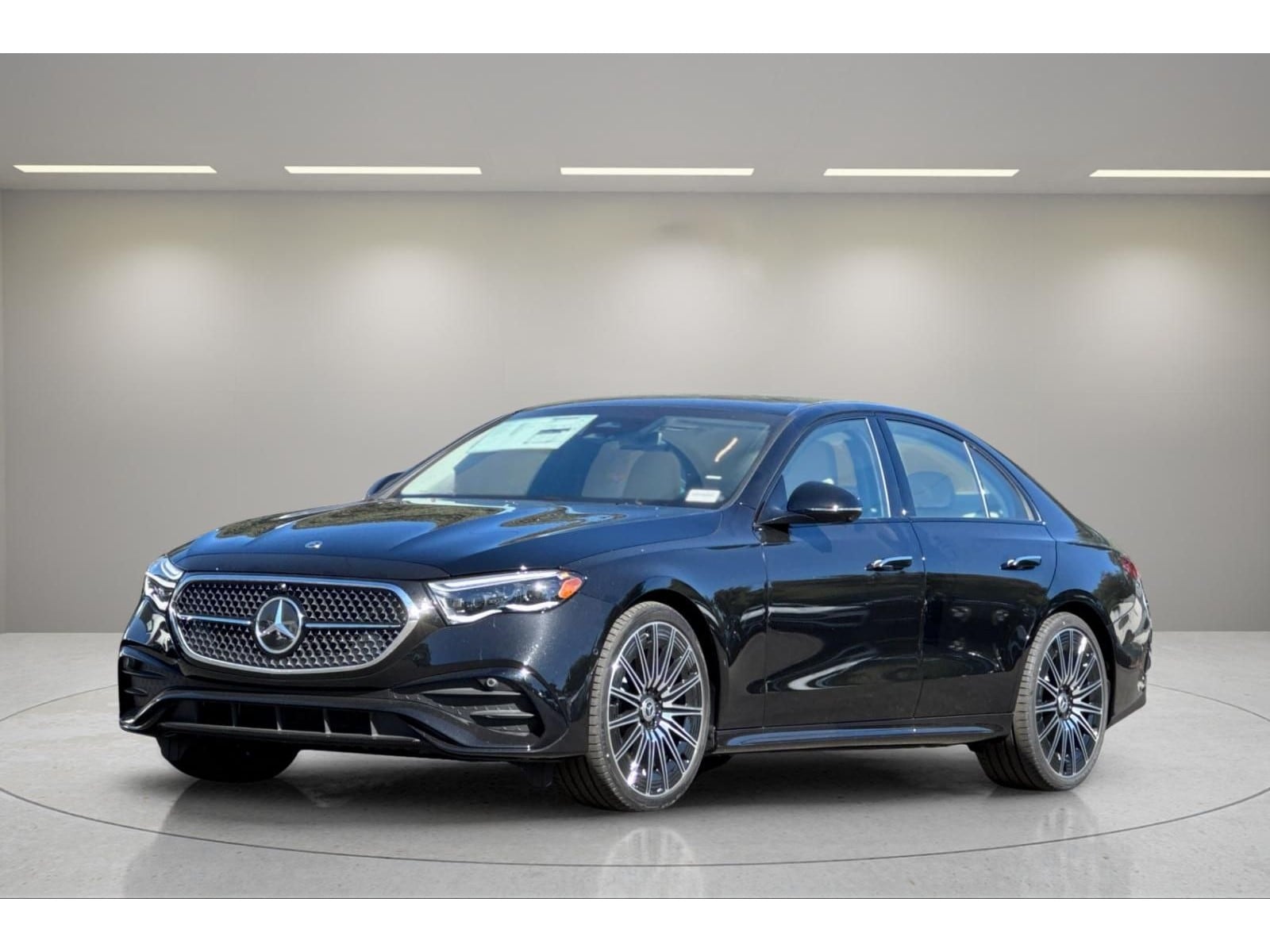2026 Mercedes-Benz E-Class E350 - Photo 8