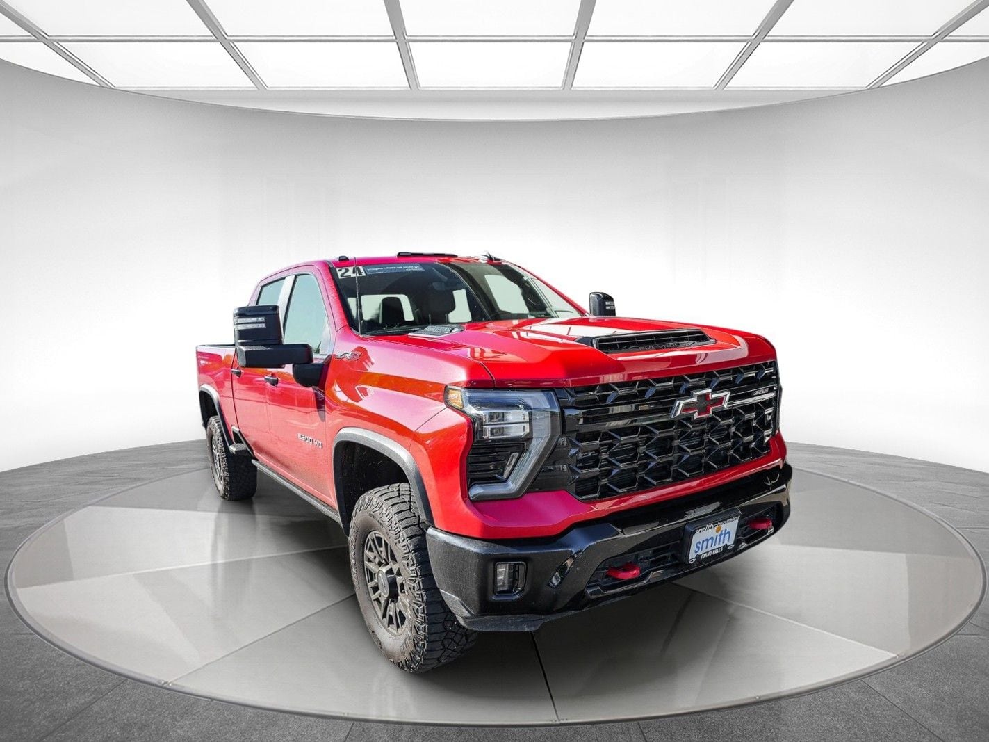 2024 Chevrolet Silverado 2500HD ZR2 photo 2
