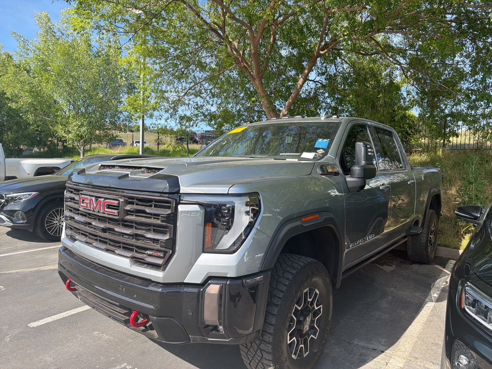 2024 GMC Sierra 4WD Crew Cab Standard Box AT4X's photo