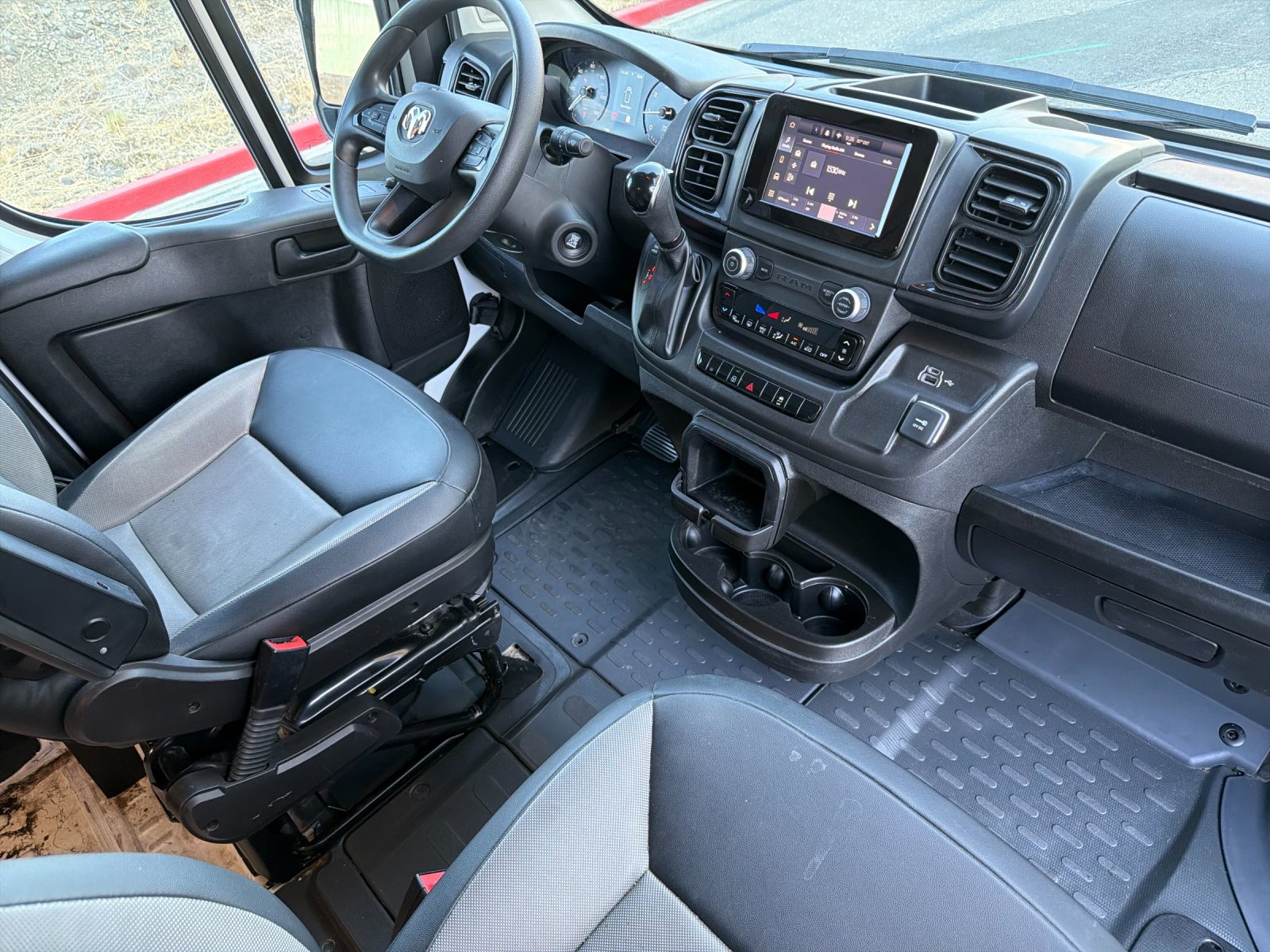 Photo 13