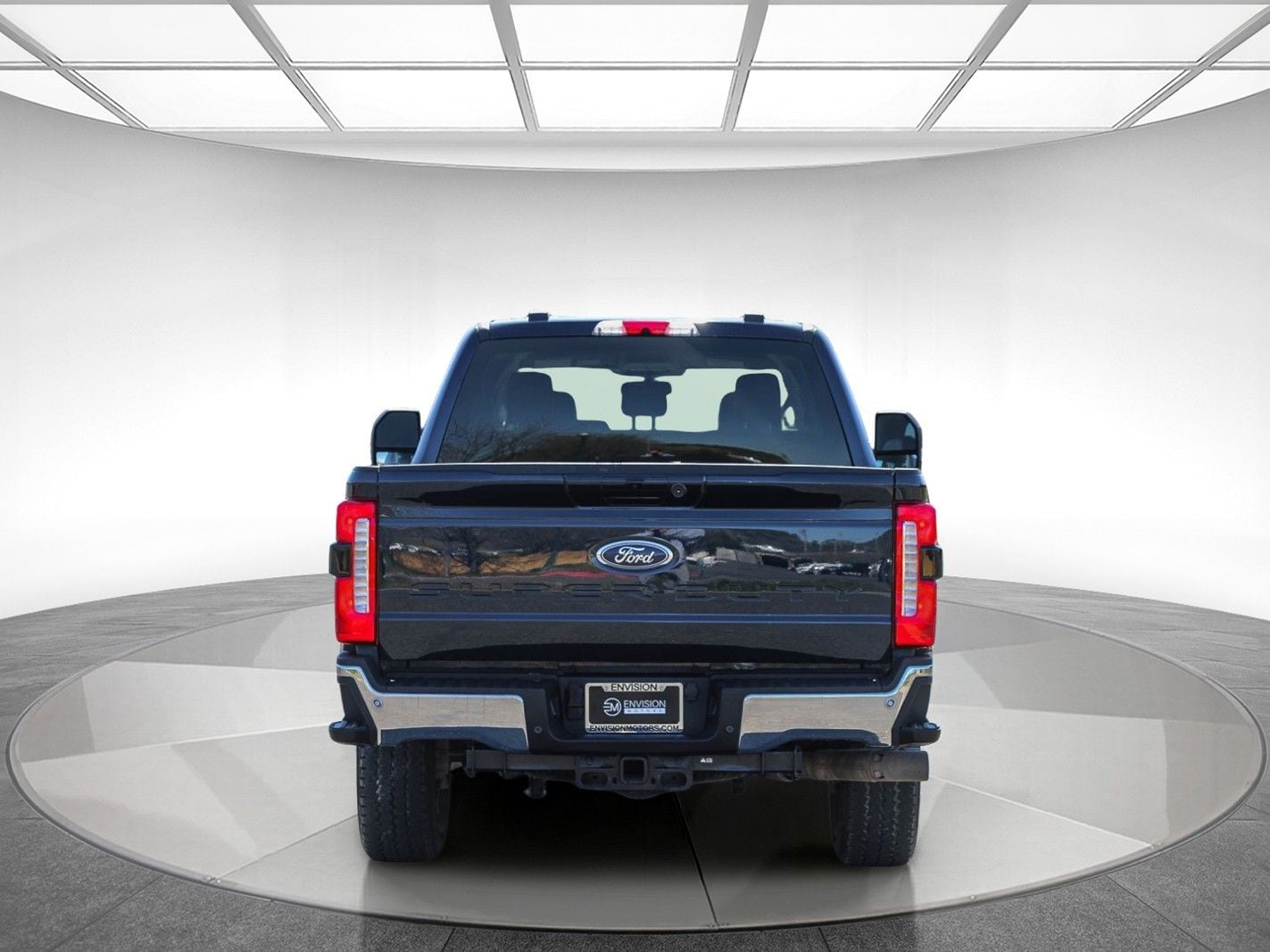 2025 Ford F-250SD Lariat photo 2