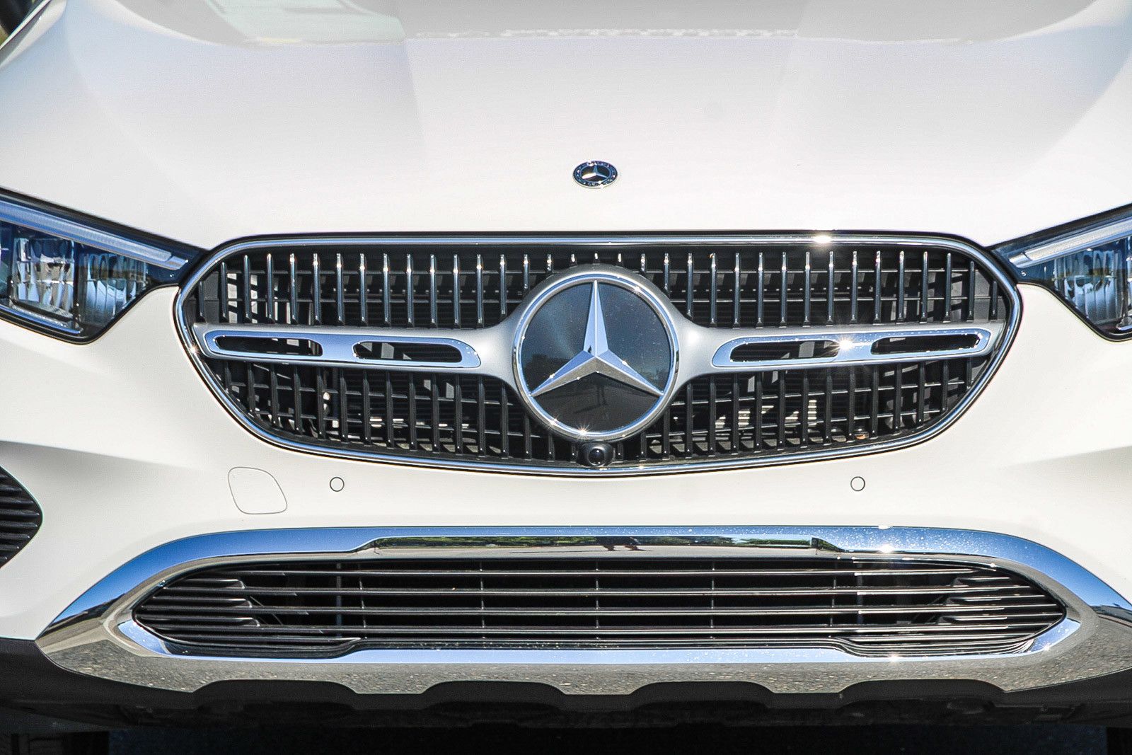 2026 Mercedes-Benz GLC GLC 300 photo 6