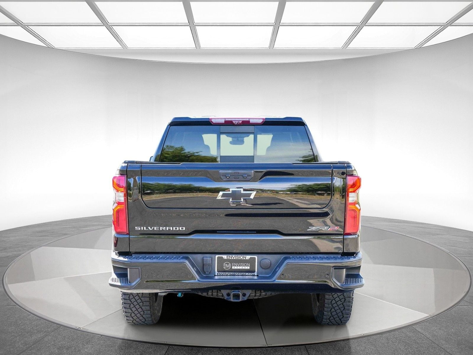 2023 Chevrolet Silverado 1500 ZR2 photo 2