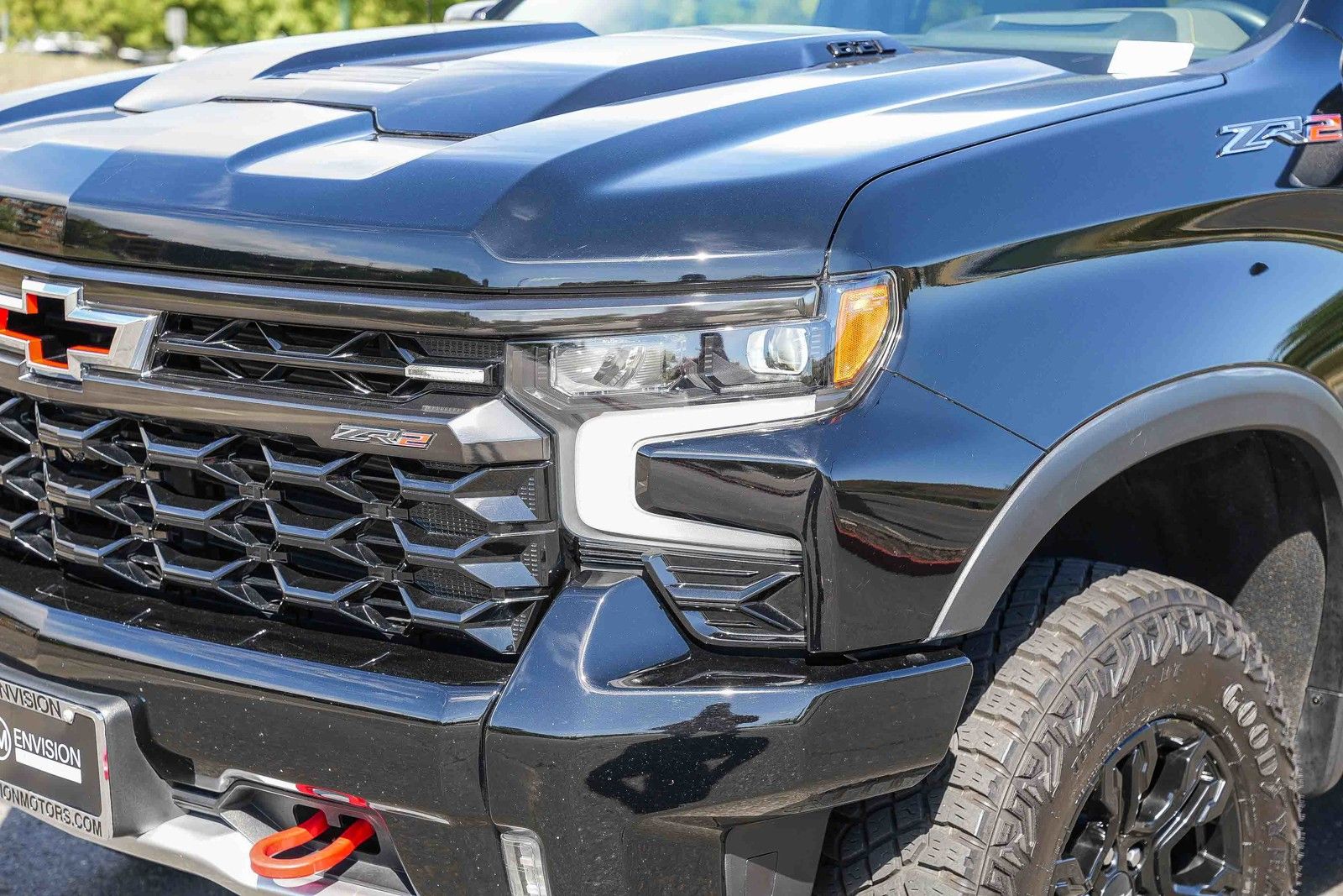 2023 Chevrolet Silverado 1500 ZR2 photo 3