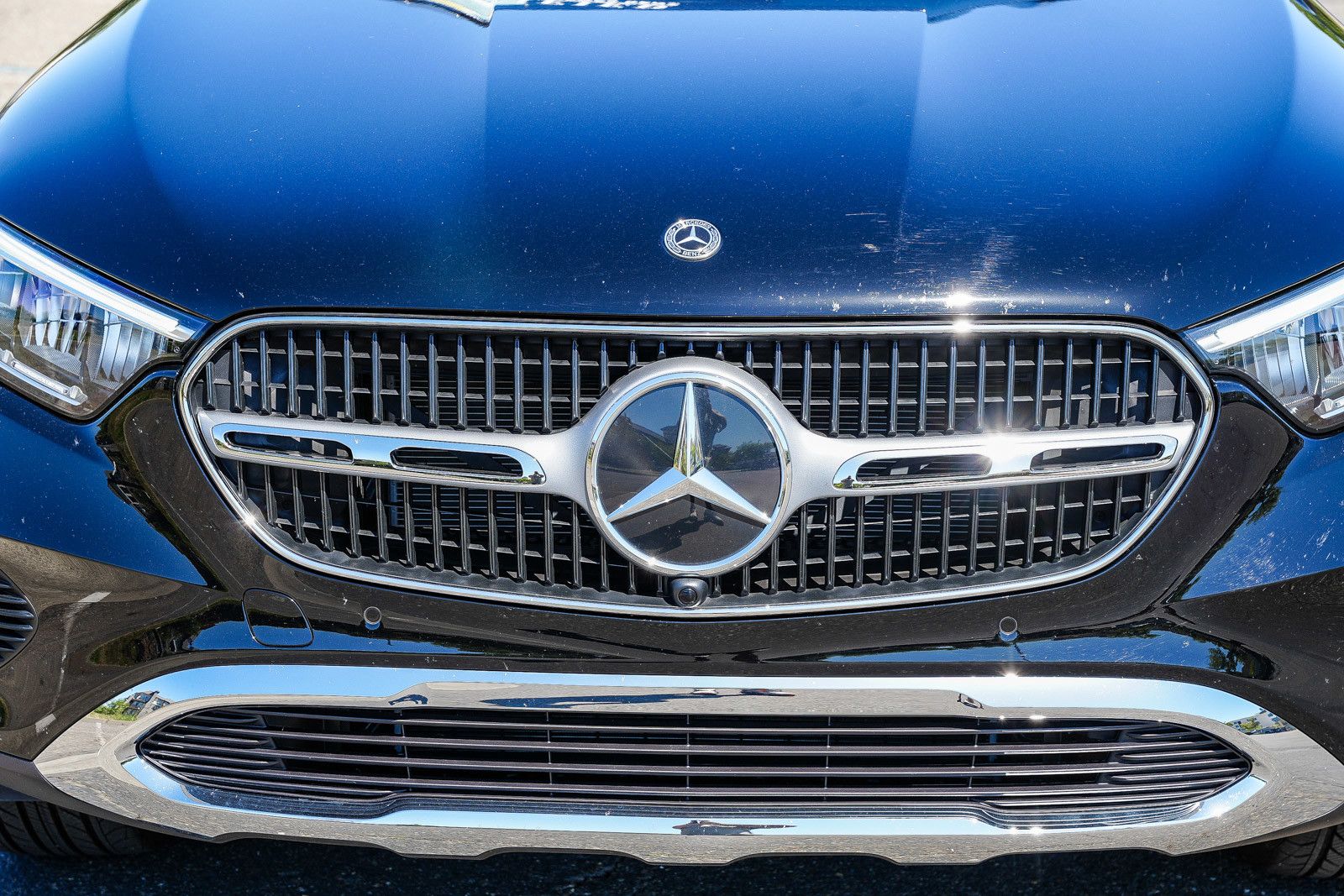 2026 Mercedes-Benz GLC GLC 300 photo 6