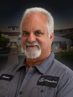 Staff member Andrew Newlove from ID_1238a8