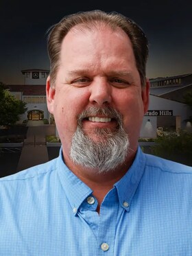 Staff member Daniel Clark from ID_1238a8
