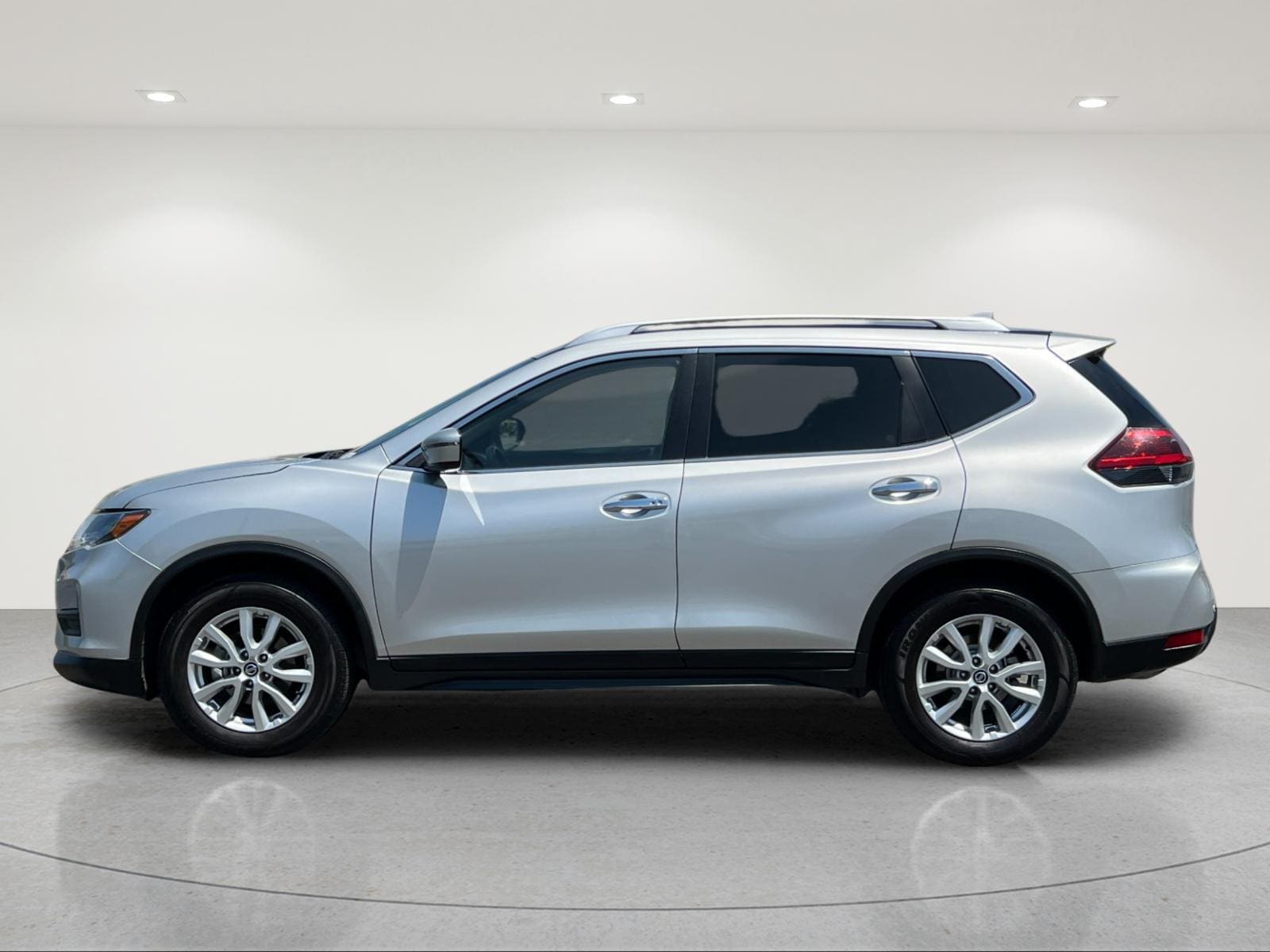 Used 2020 Nissan Rogue SV with VIN JN8AT2MT8LW043020 for sale in El Dorado Hills, CA
