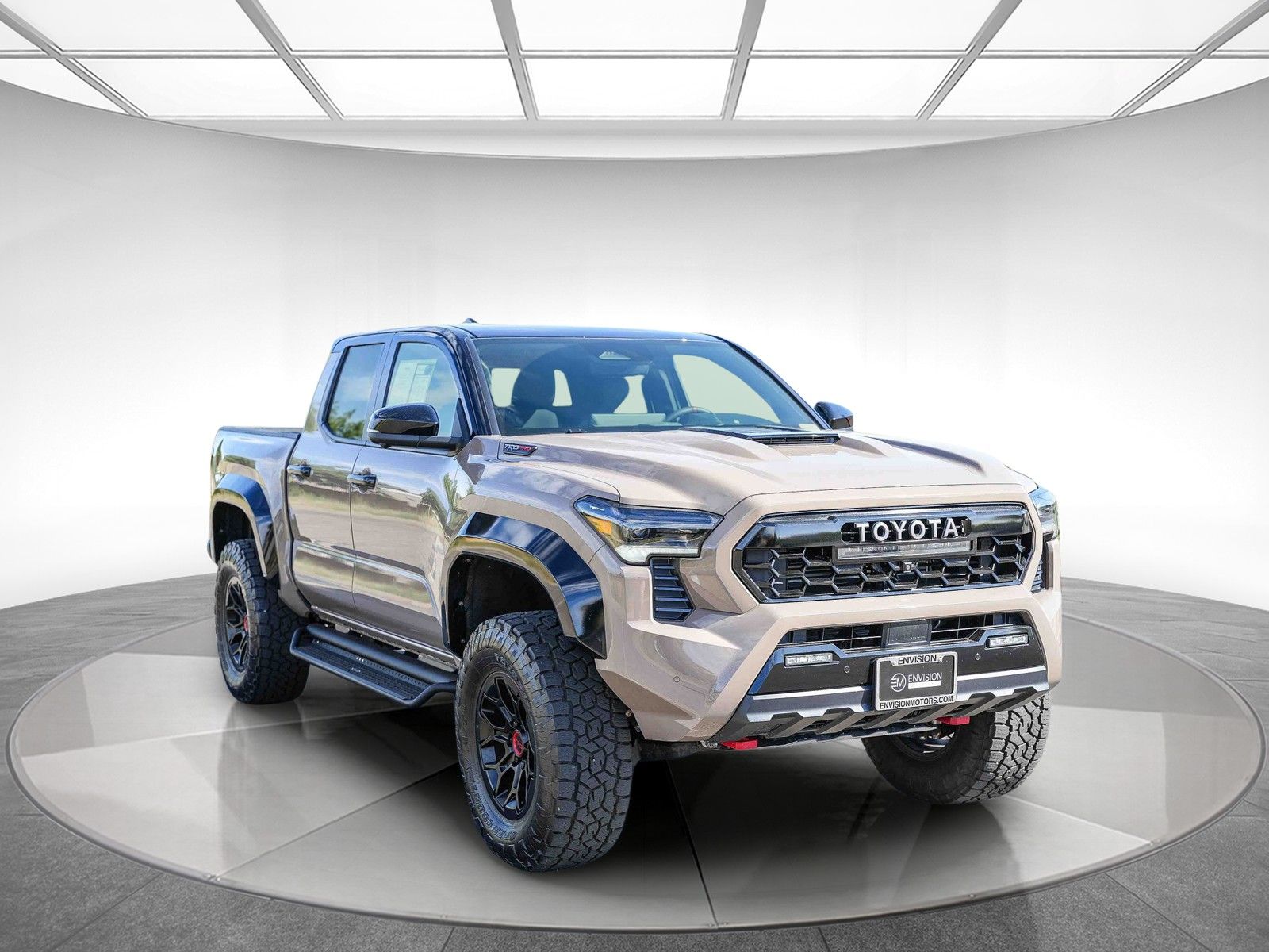 2025 Toyota Tacoma Hybrid TRD Pro photo 4