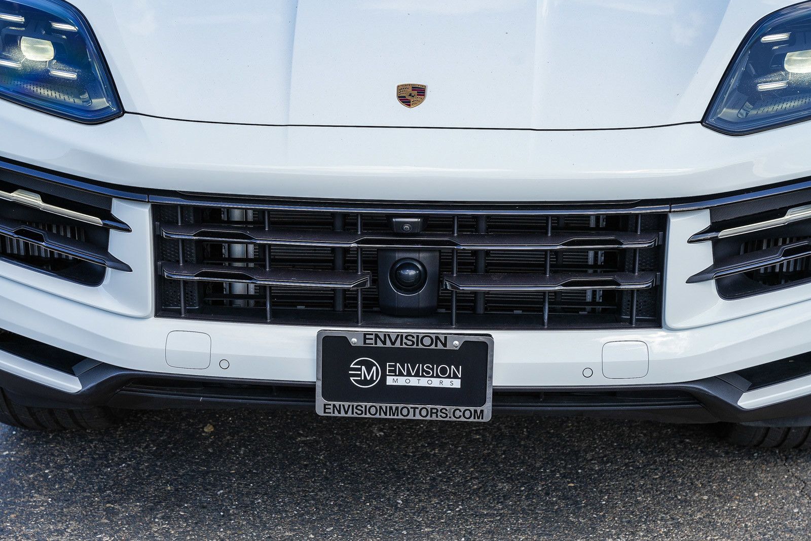 2024 Porsche Cayenne Coupe Base photo 6