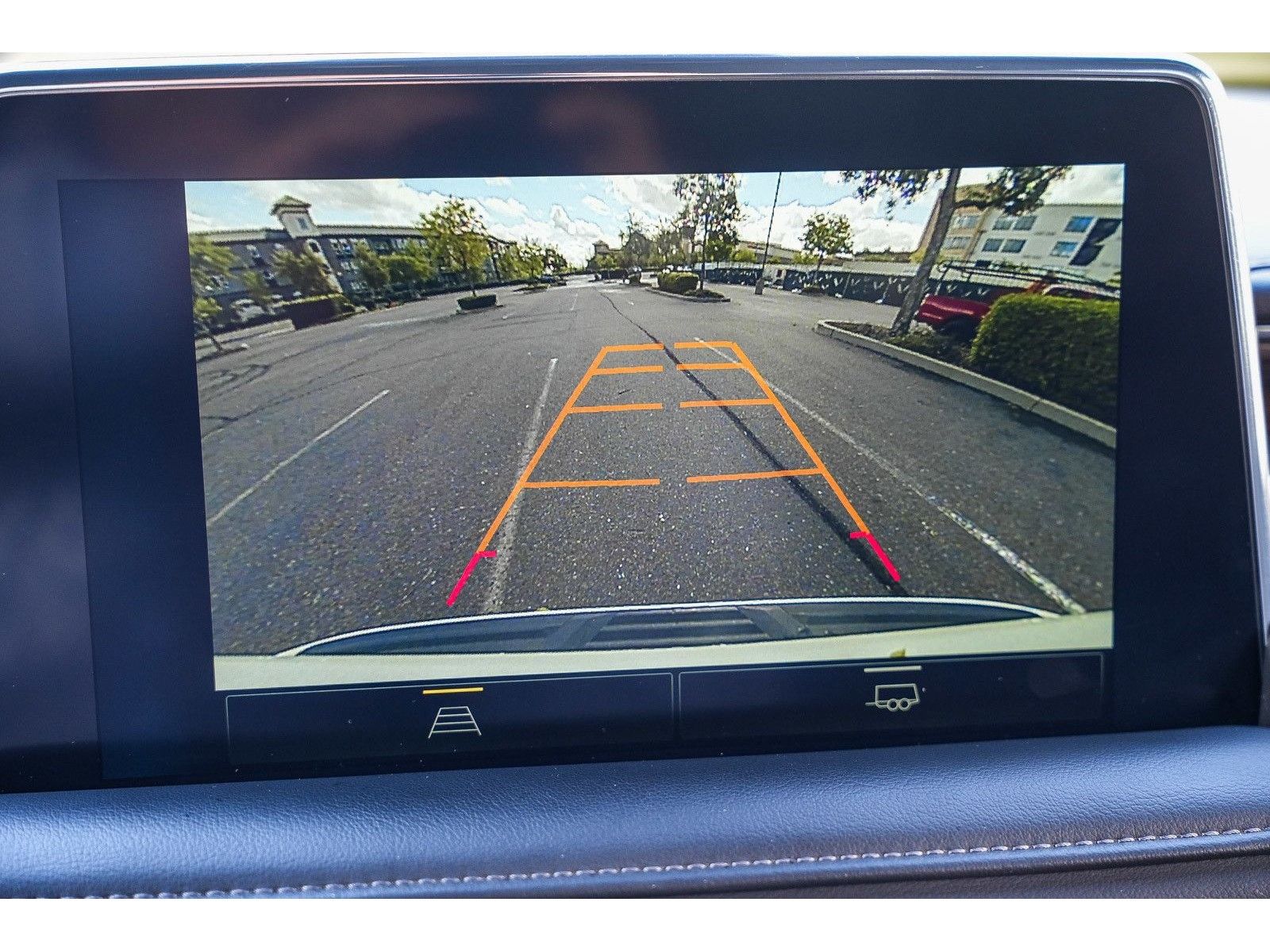 2023 Chevrolet Suburban Z71 - Photo 22