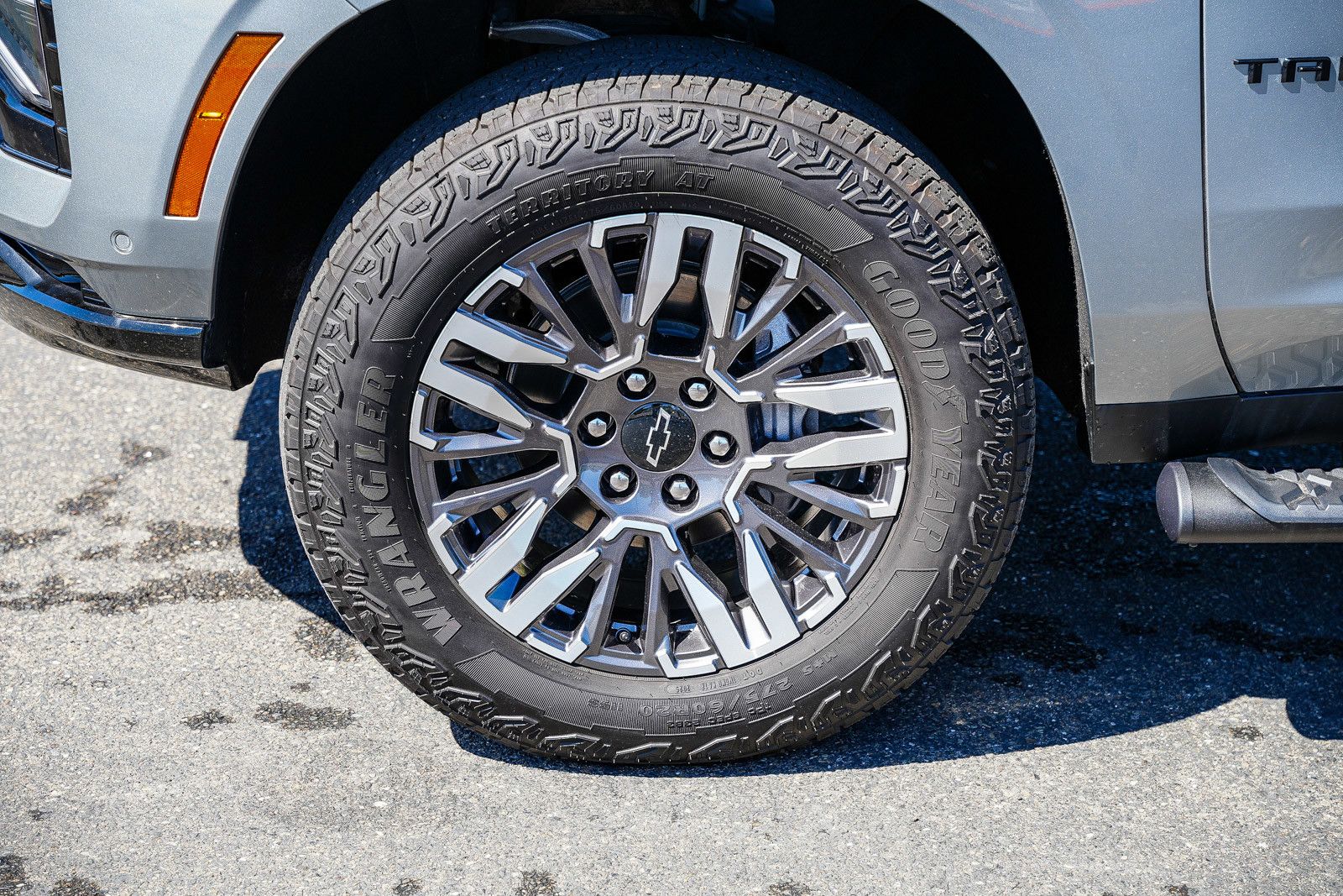 2025 Chevrolet Tahoe Z71 photo 3