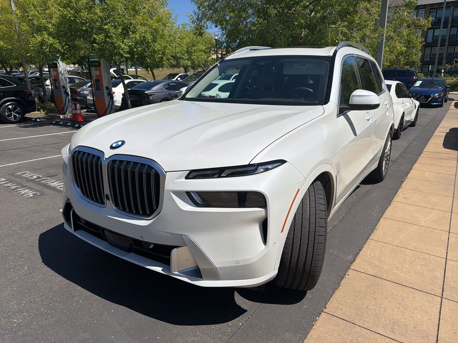 2026 BMW X7 xDrive40i's photo