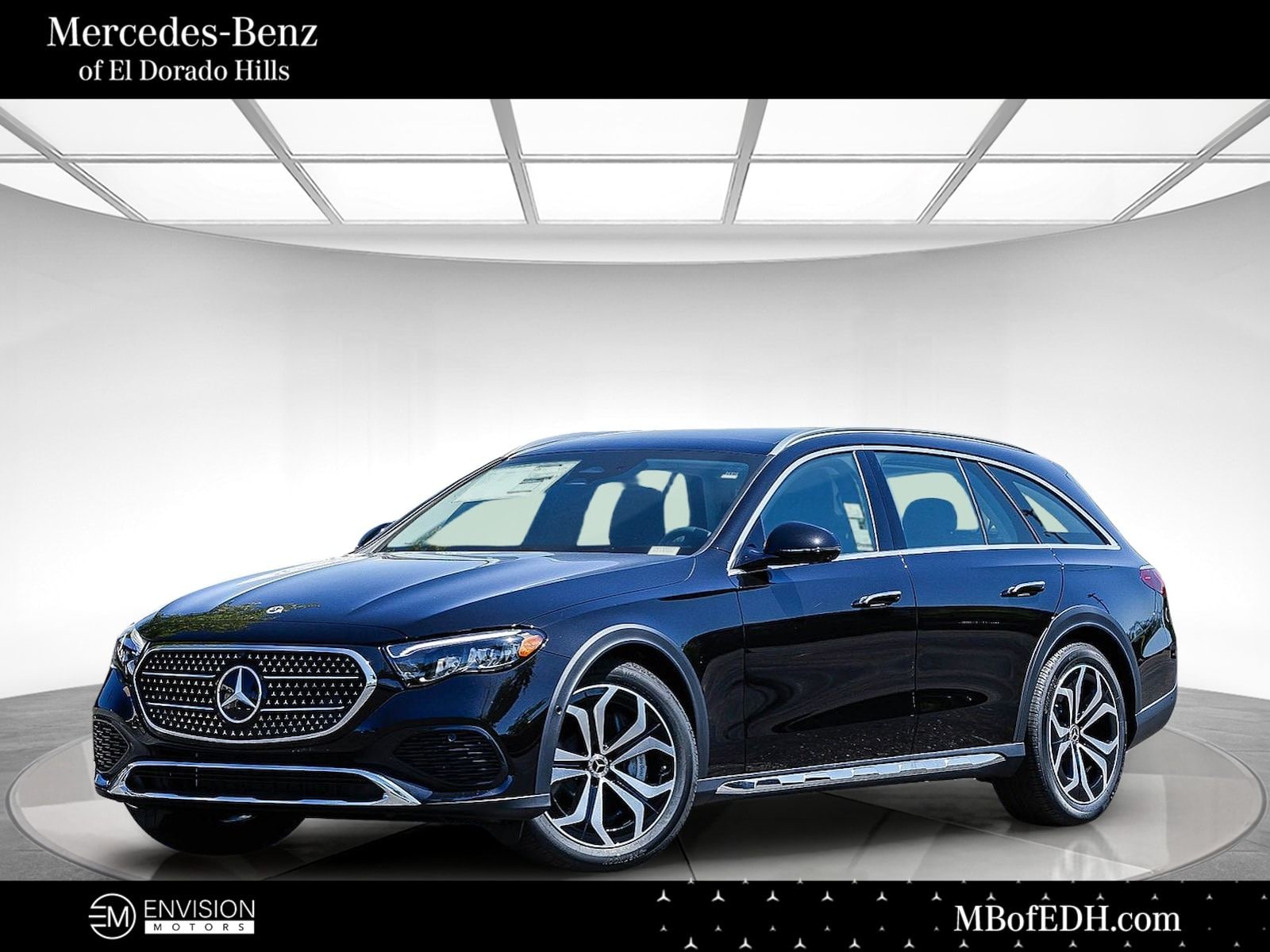 2025 Mercedes-Benz E-Class E450 4MATIC All-Terrain's photo