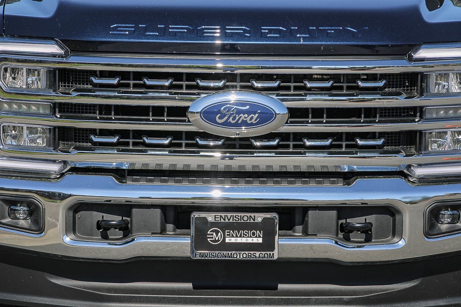 2025 Ford F-250SD Lariat photo 6