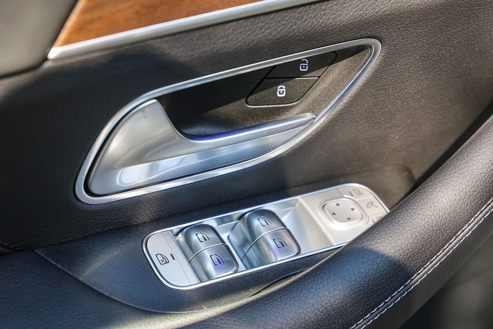 2025 Mercedes-Benz GLE GLE580 - Photo 30