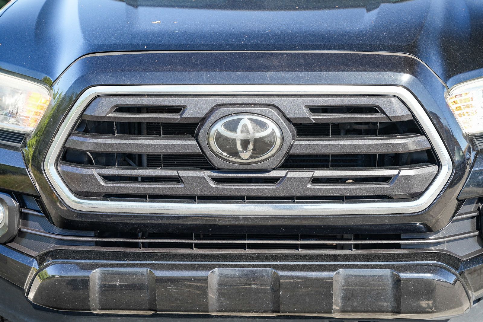 2018 Toyota Tacoma SR5 photo 6
