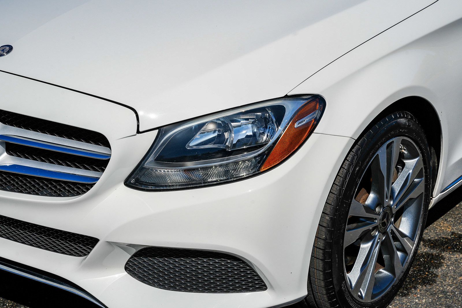 2018 Mercedes-Benz C-Class C 300 photo 3