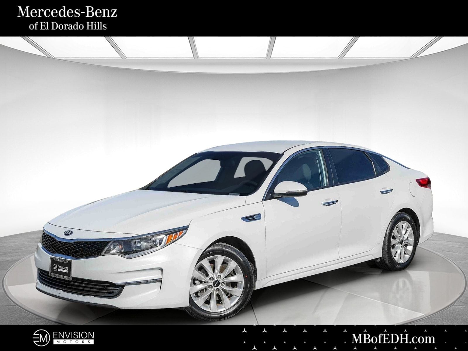 2017 Kia Optima LX AT's photo