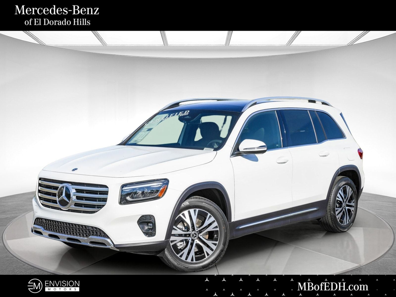 2026 Mercedes-Benz GLB GLB 250 4MATIC's photo