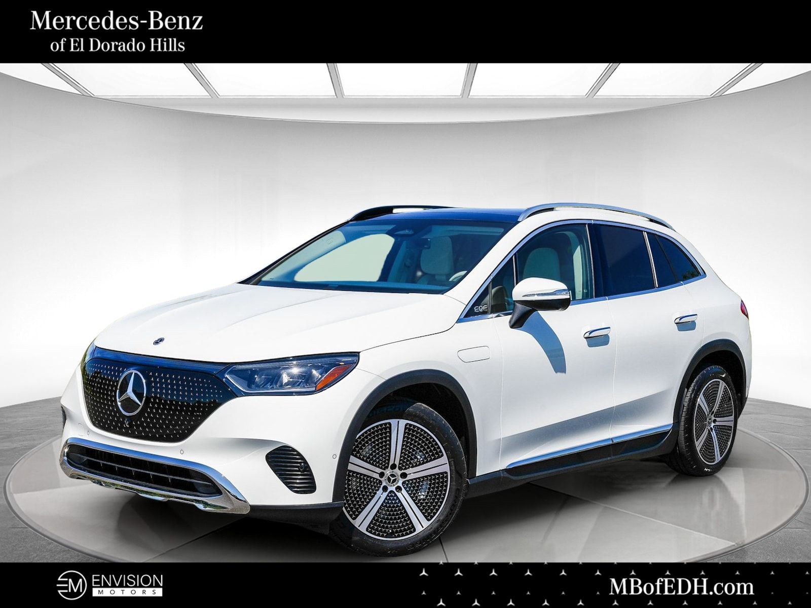 2026 Mercedes-Benz EQE SUV EQE 320+'s photo