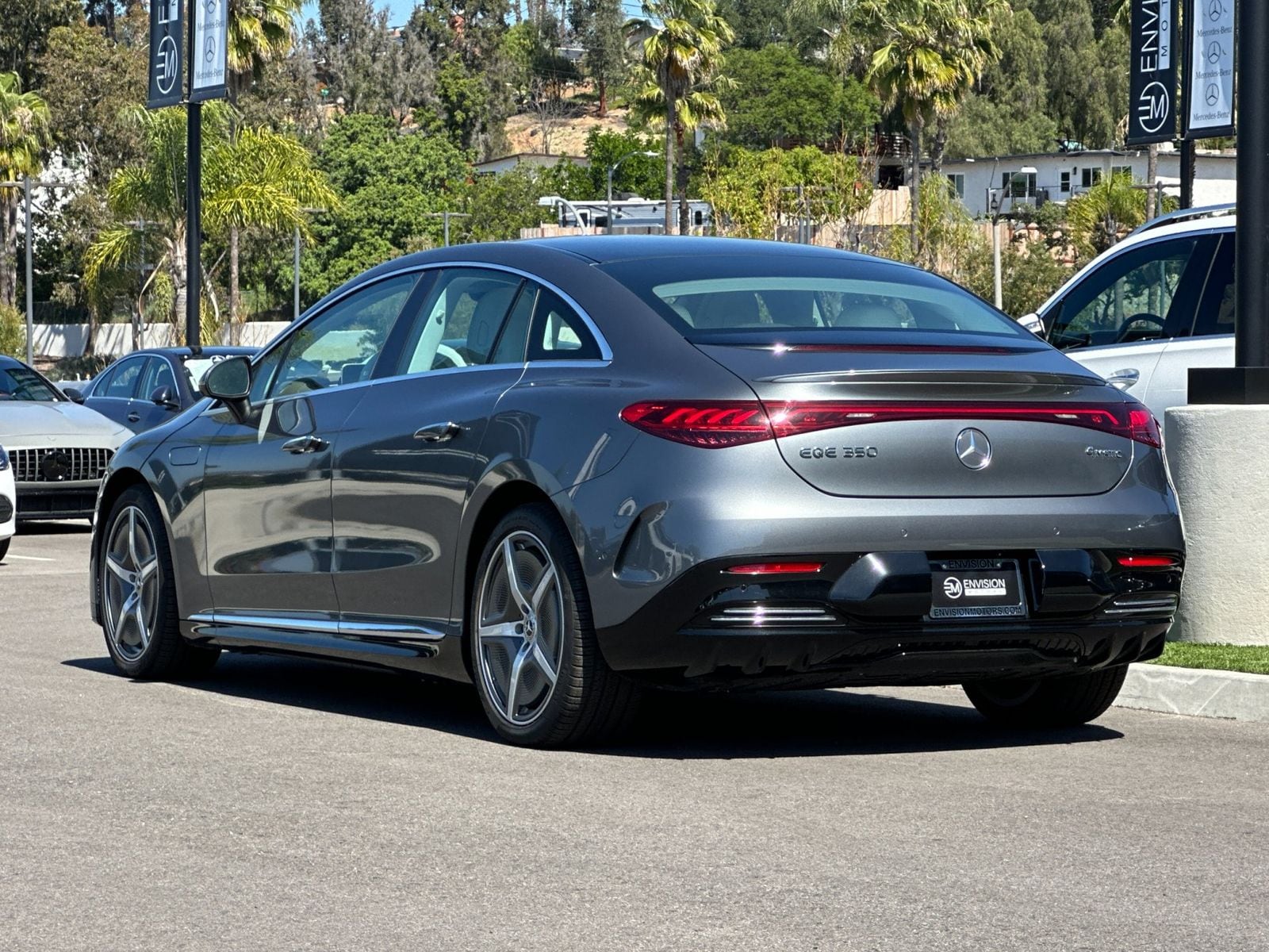 2024 Mercedes-Benz EQE 350 4MATIC photo 4
