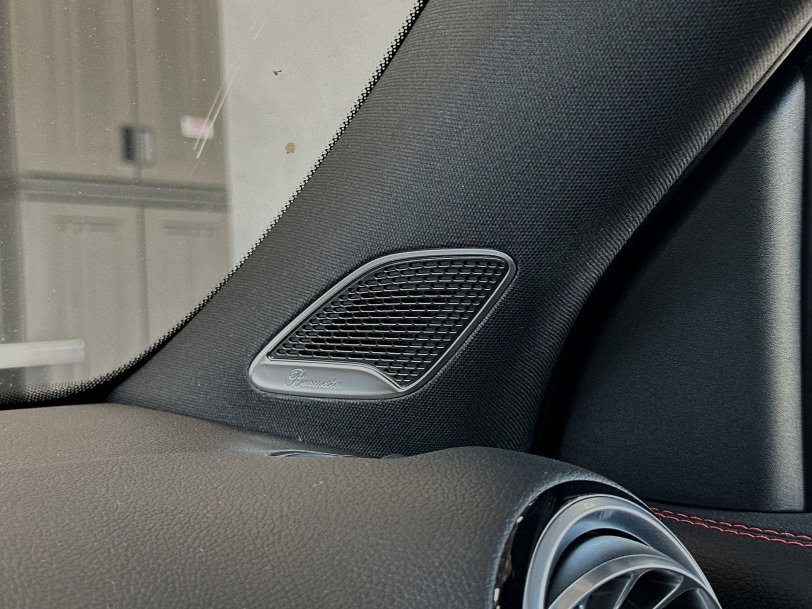 2025 Mercedes-Benz GLB GLB35 AMG - Photo 19