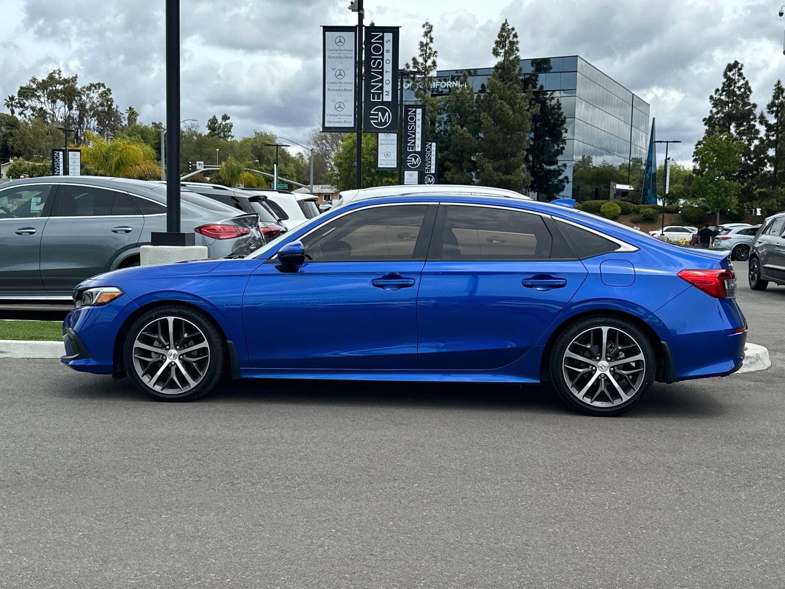 2023 Honda Civic Touring photo 5