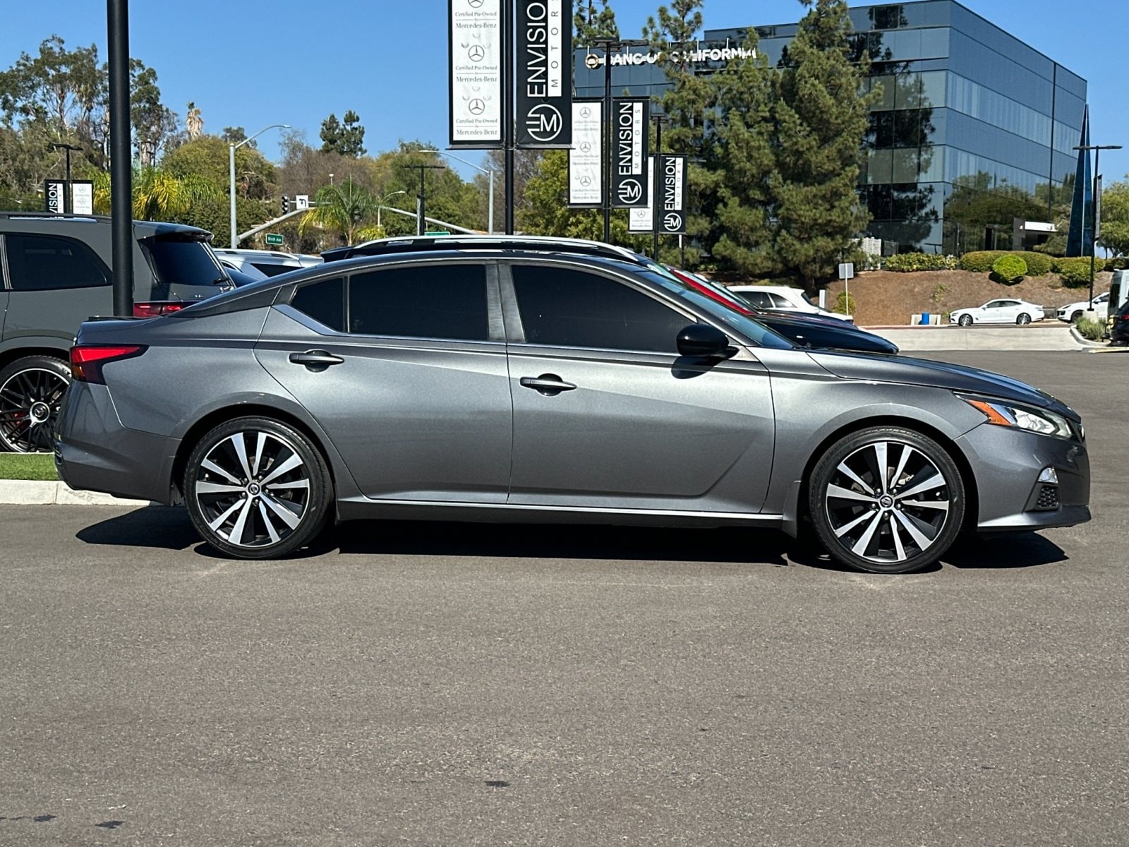 Used 2019 Nissan Altima SR with VIN 1N4BL4CV1KN321801 for sale in Escondido, CA