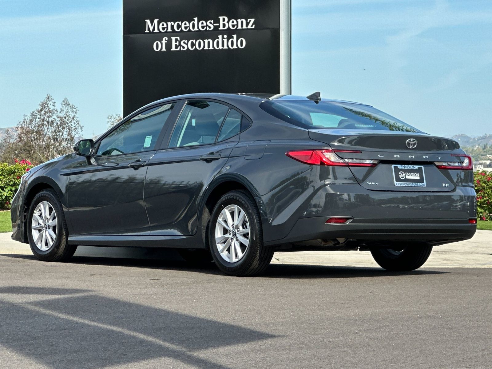 2026 Toyota Camry LE photo 4