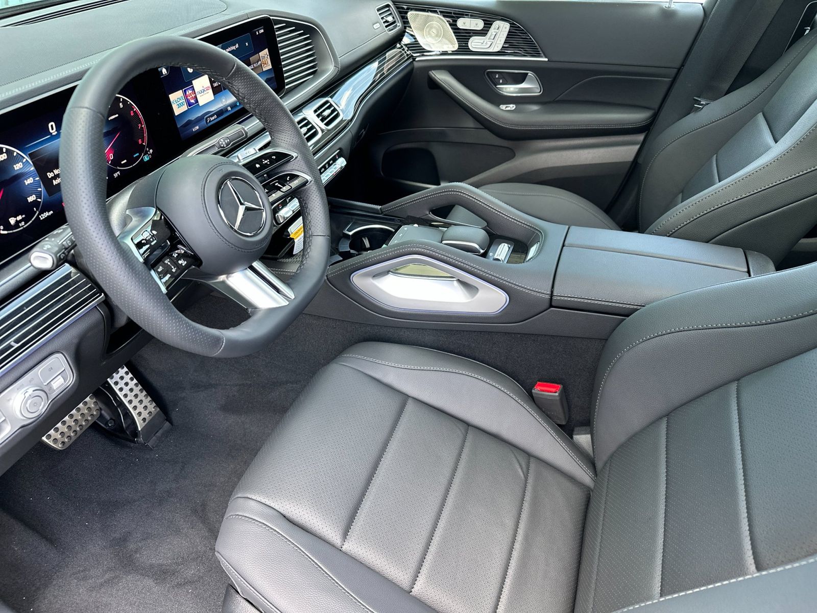 2025 Mercedes-Benz GLS Base - Photo 10