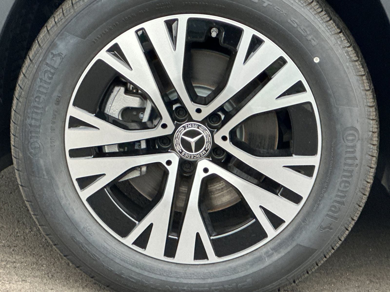 2025 Mercedes-Benz GLA GLA250 - Photo 31