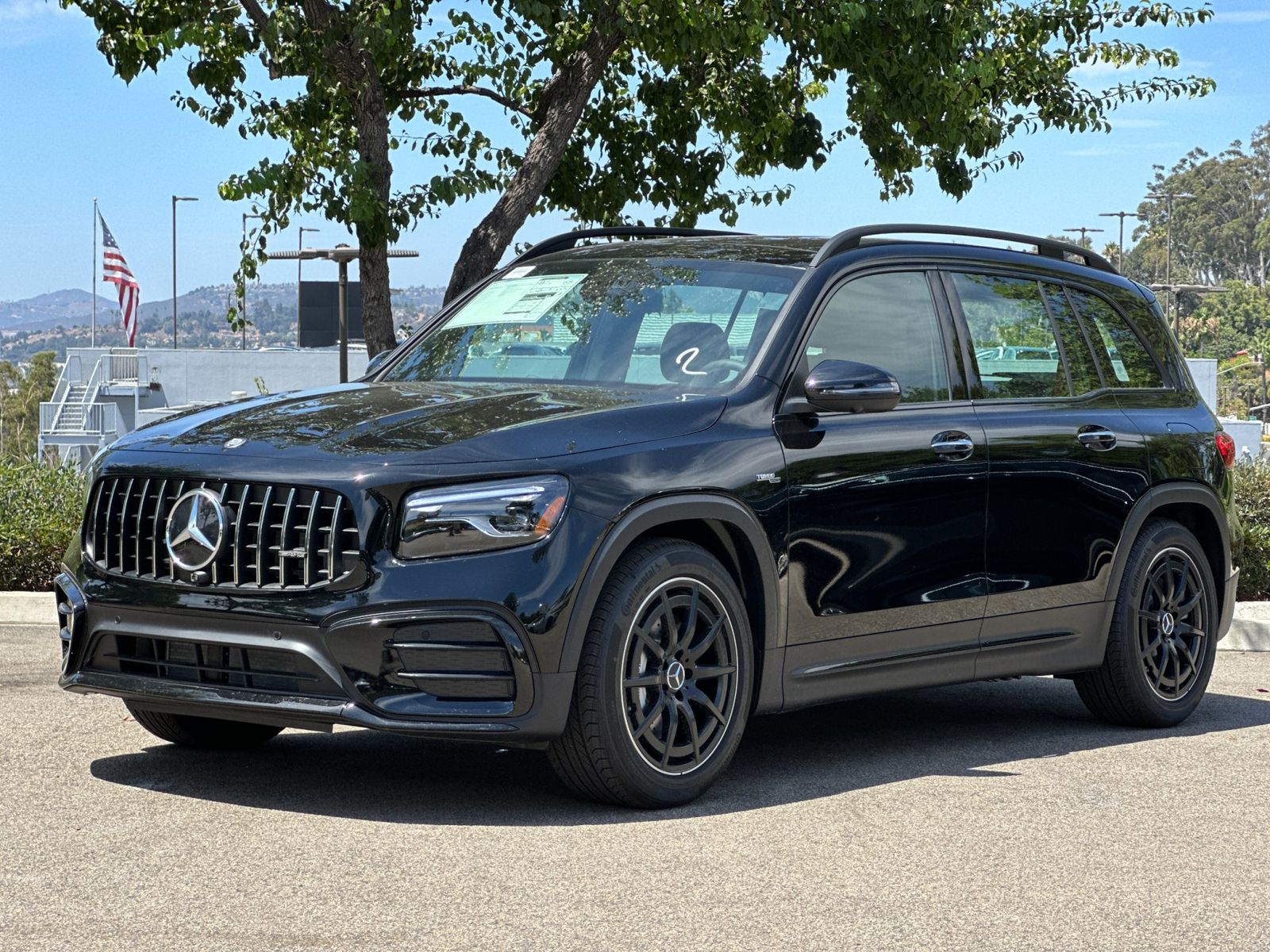 2025 Mercedes-Benz GLB GLB35 AMG - Photo 7
