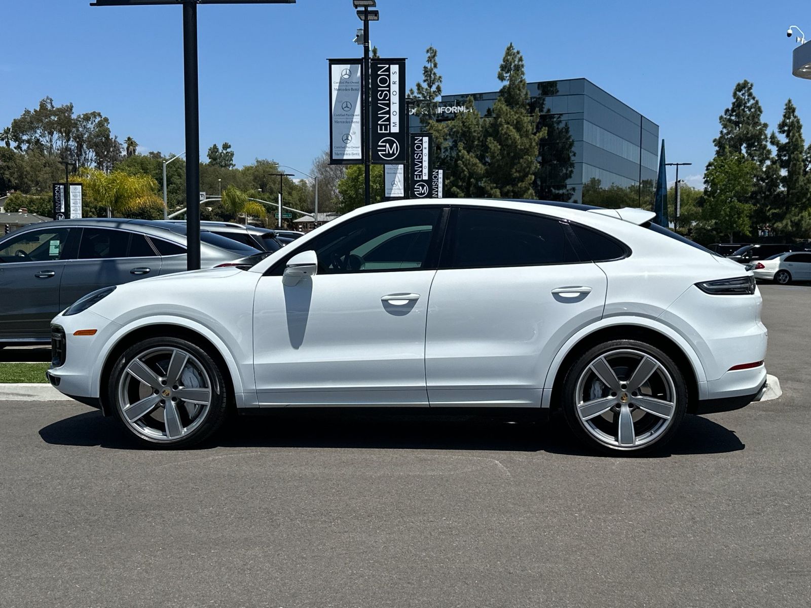 2020 Porsche Cayenne Turbo photo 5