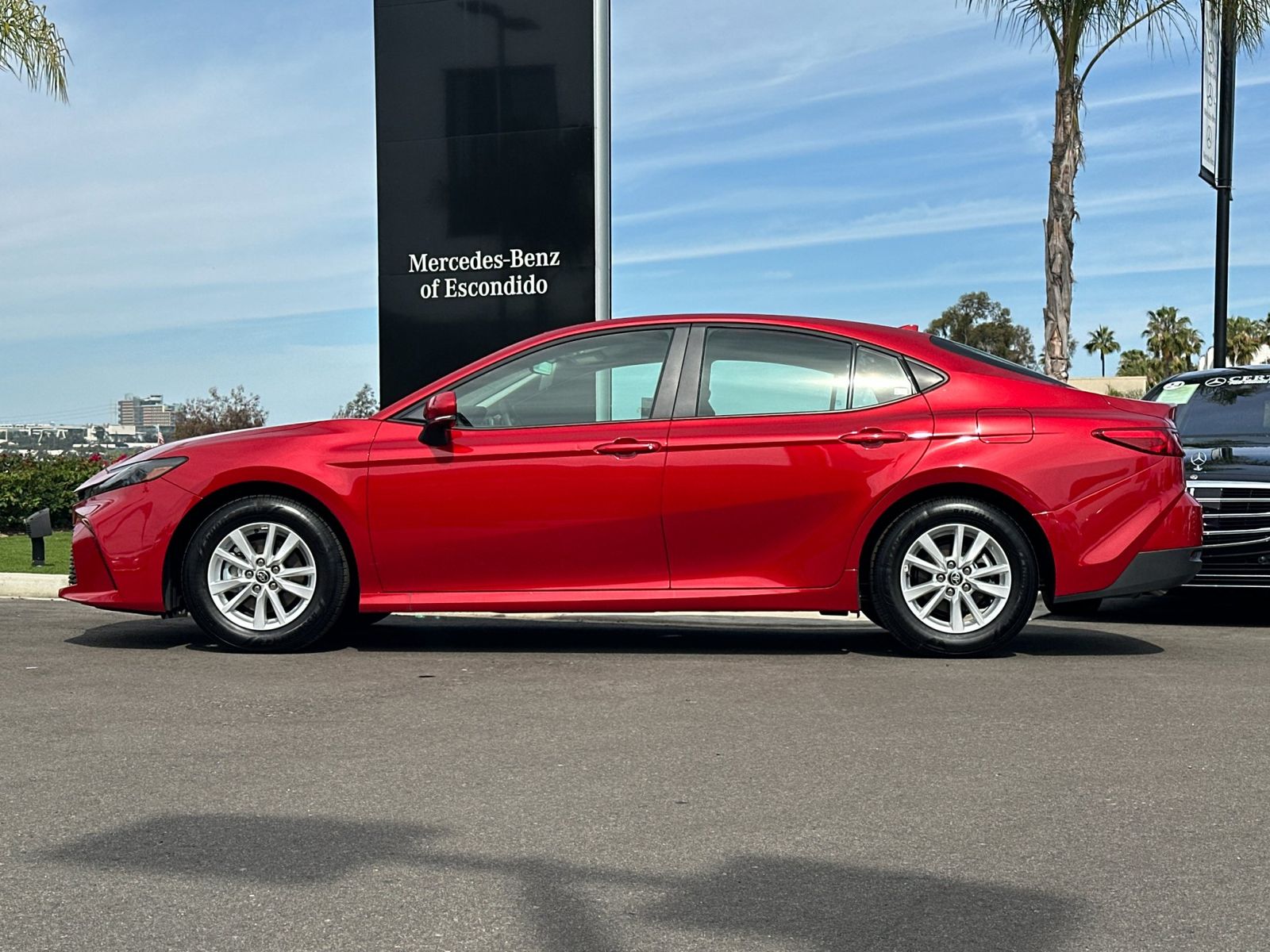 2025 Toyota Camry LE photo 5