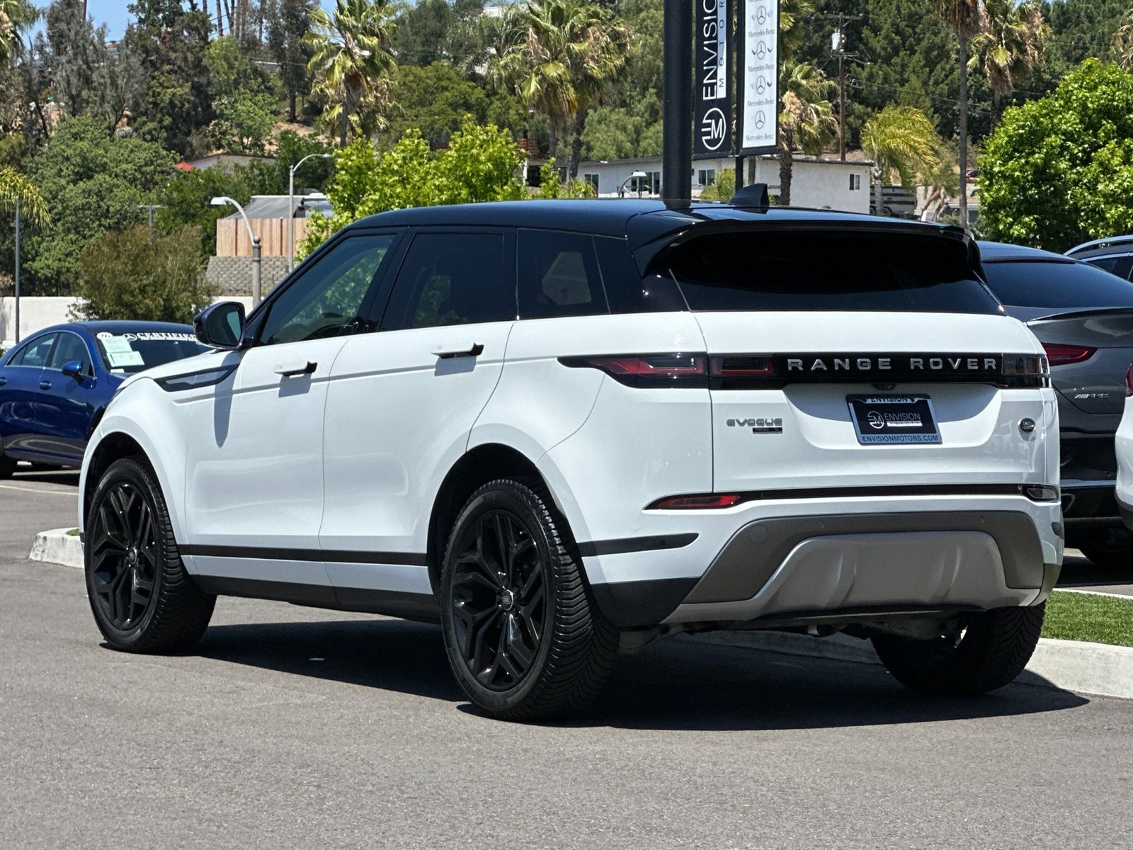 2020 Land Rover Range Rover Evoque S photo 6
