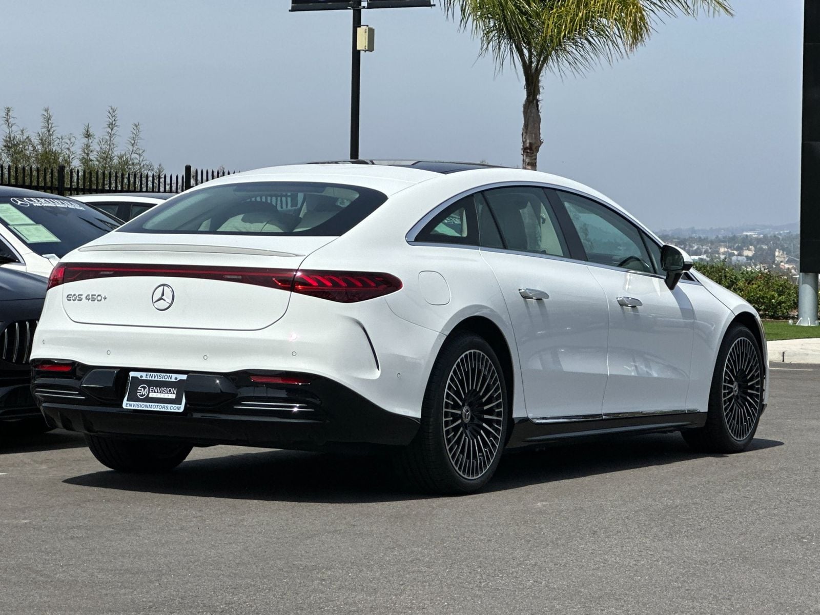 2024 Mercedes-Benz EQS 450+ photo 2