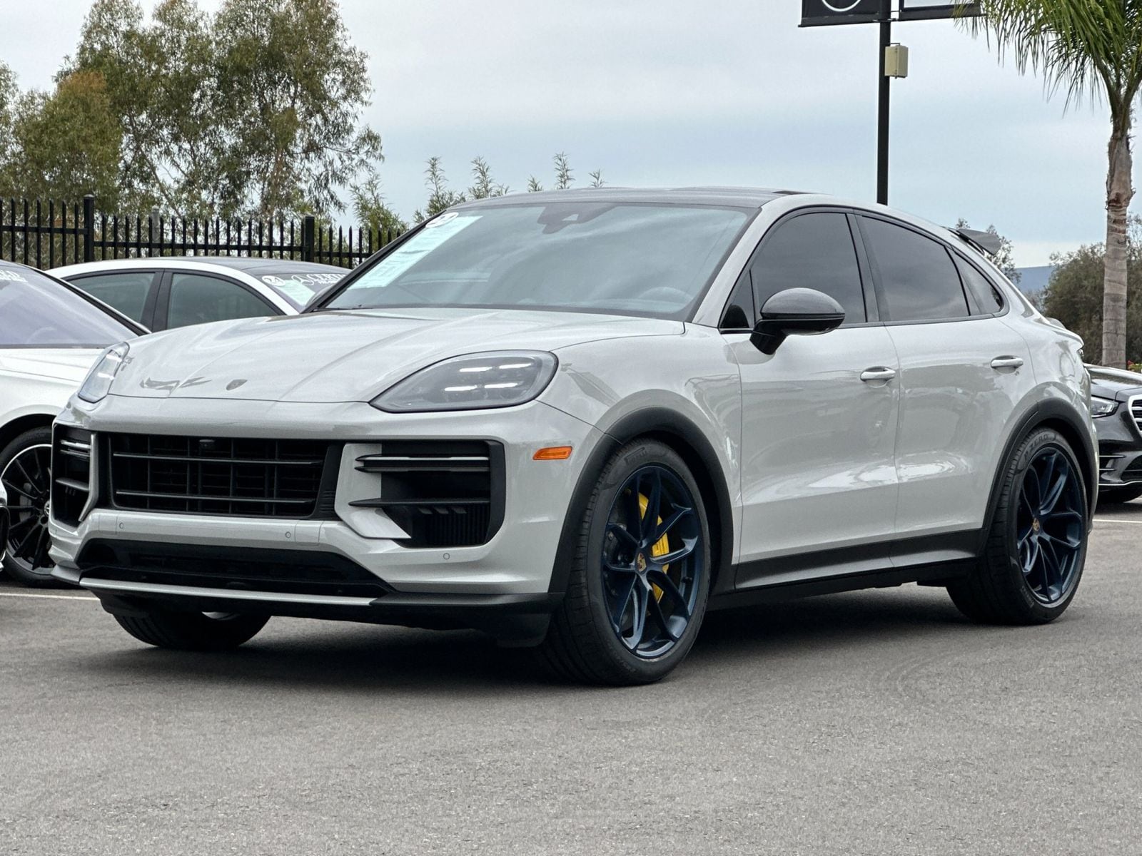 2024 Porsche Cayenne Coupe Turbo GT photo 6