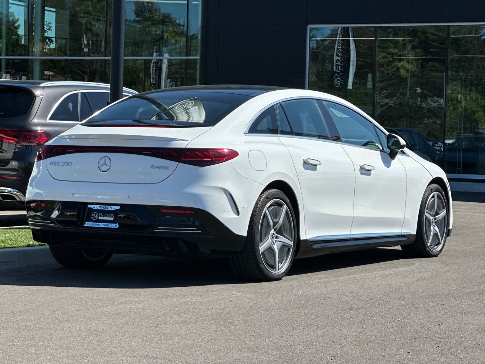 2024 Mercedes-Benz EQE 350 4MATIC photo 2