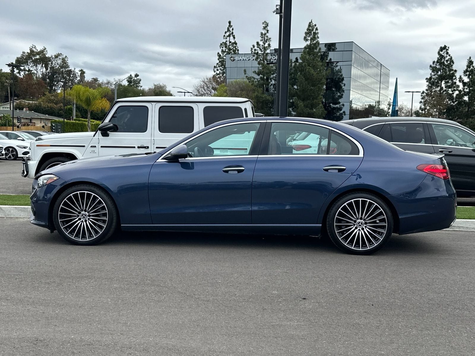 2025 Mercedes-Benz C-Class C 300 4MATIC photo 6
